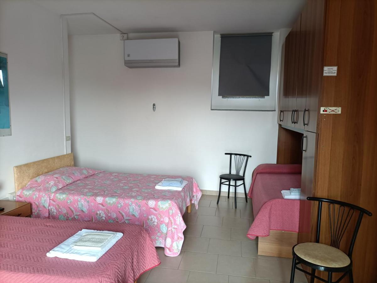 Albergo Roma Gattico Exterior foto