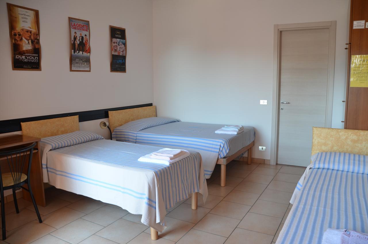 Albergo Roma Gattico Exterior foto